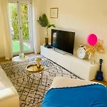 Nyaraló Maison Au Calme Avec Jardin Proche Tram *