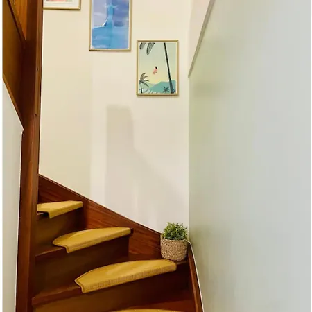 Semesterbostad Maison Au Calme Avec Jardin Proche Tram