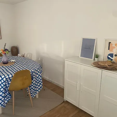 Maison Au Calme Avec Jardin Proche Tram Hébergement de vacances *