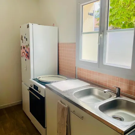 Maison Au Calme Avec Jardin Proche Tram *